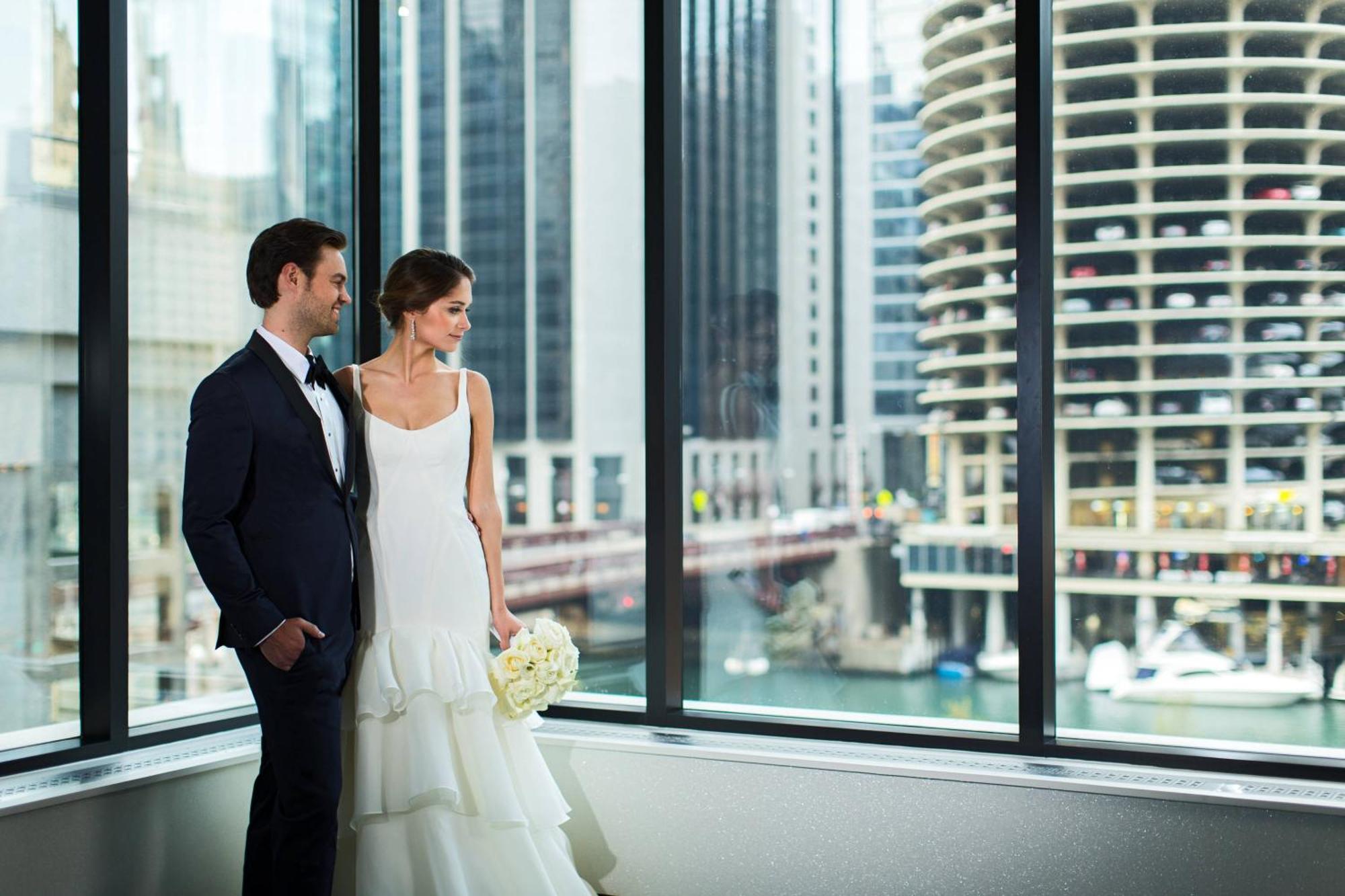 Renaissance Chicago Downtown Hotel Bagian luar foto