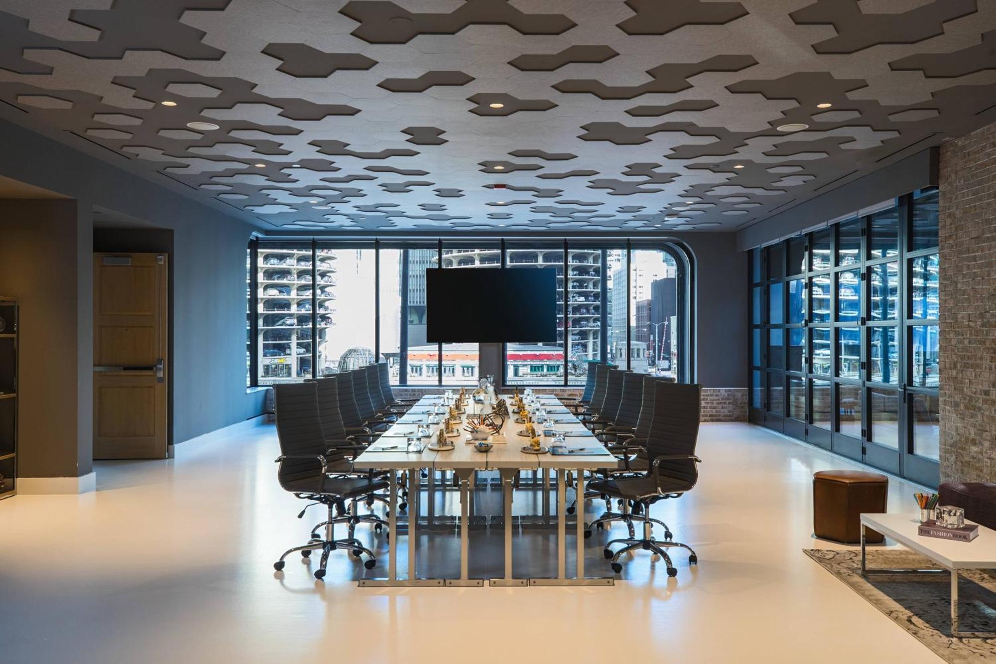 Renaissance Chicago Downtown Hotel Bagian luar foto