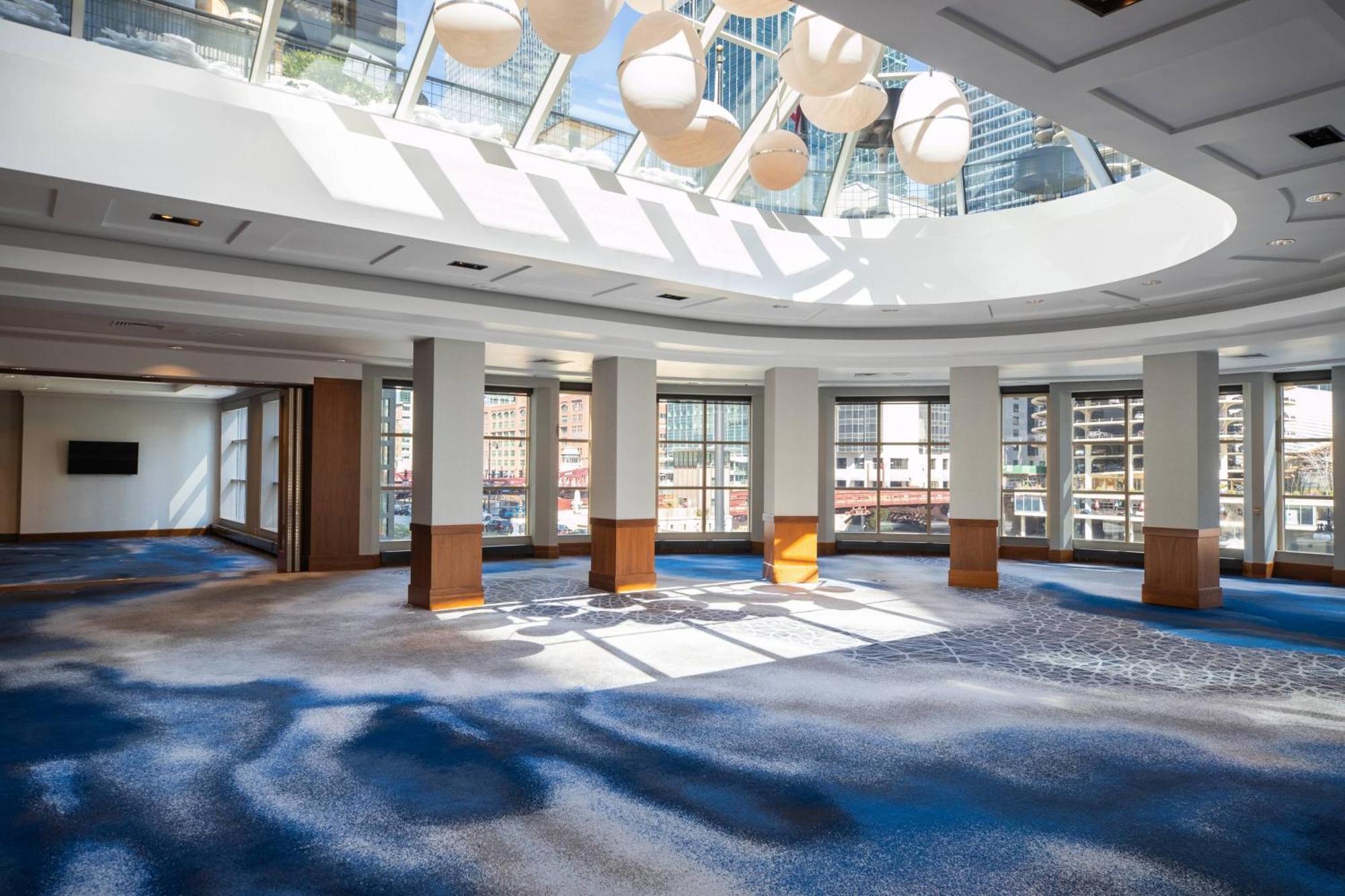 Renaissance Chicago Downtown Hotel Bagian luar foto