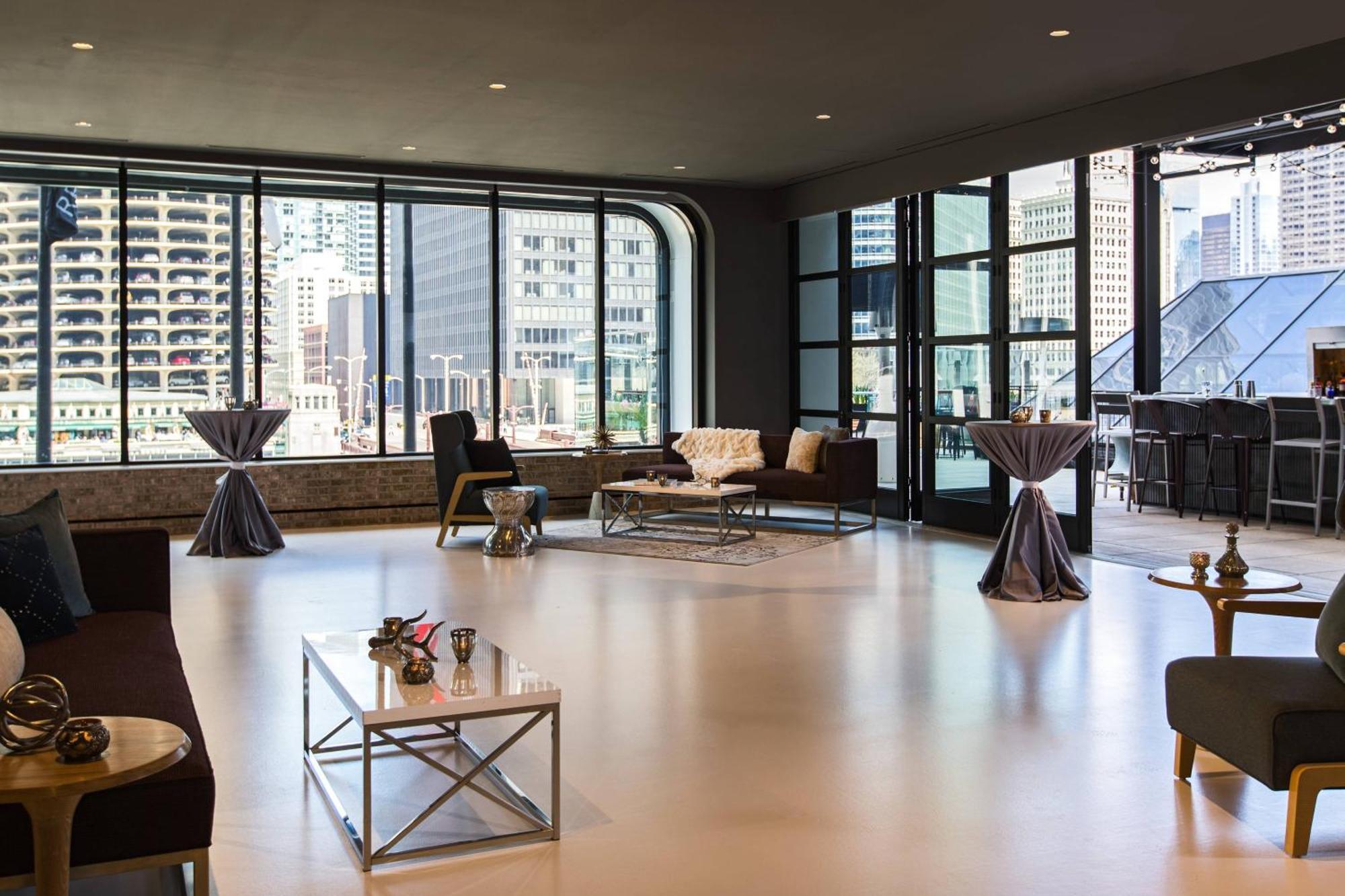 Renaissance Chicago Downtown Hotel Bagian luar foto