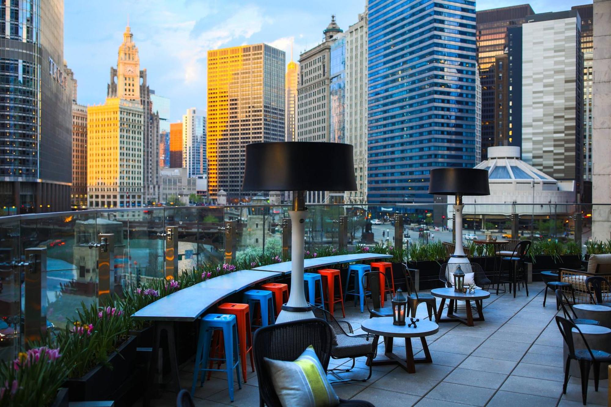 Renaissance Chicago Downtown Hotel Bagian luar foto