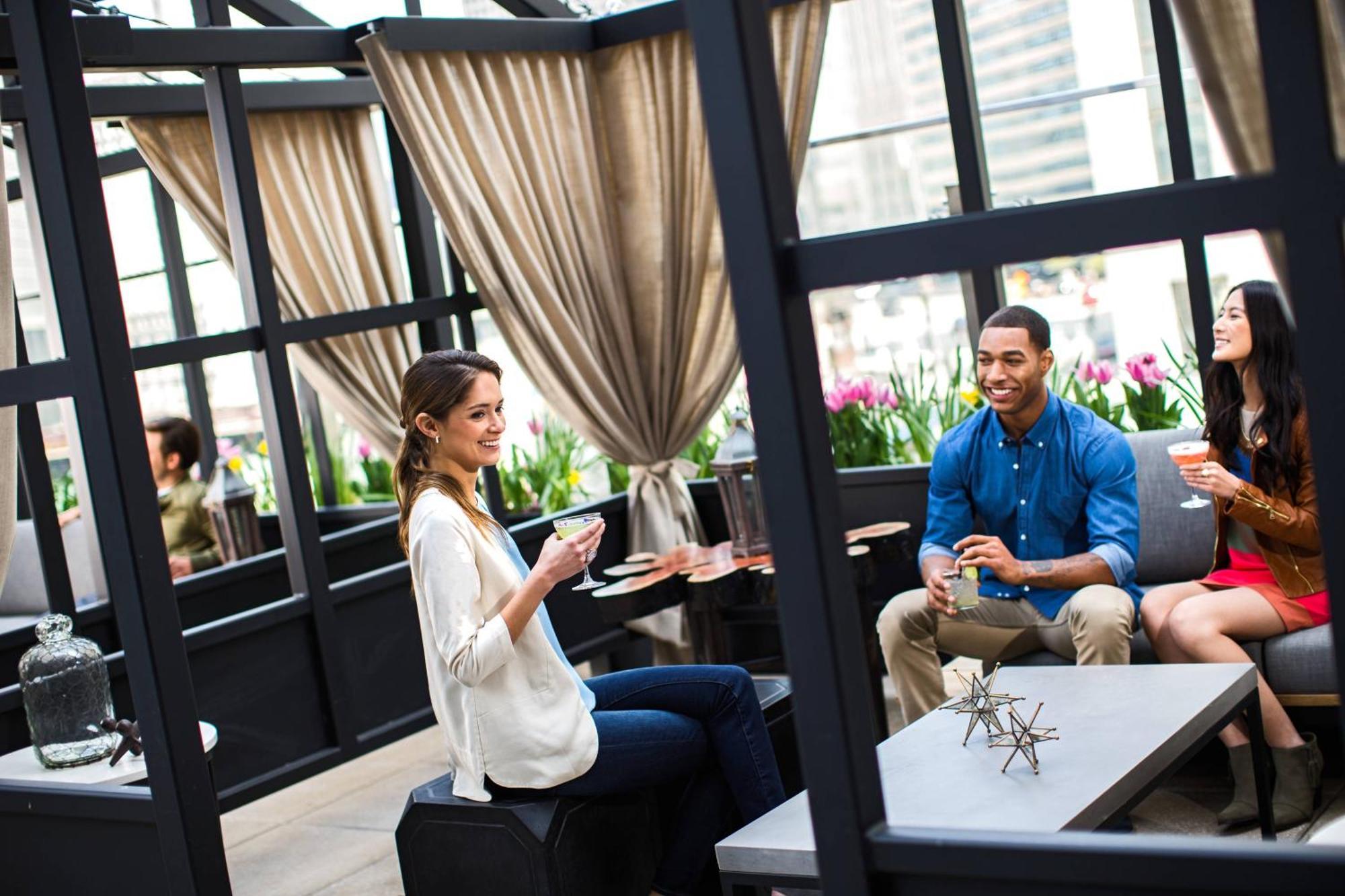 Renaissance Chicago Downtown Hotel Bagian luar foto