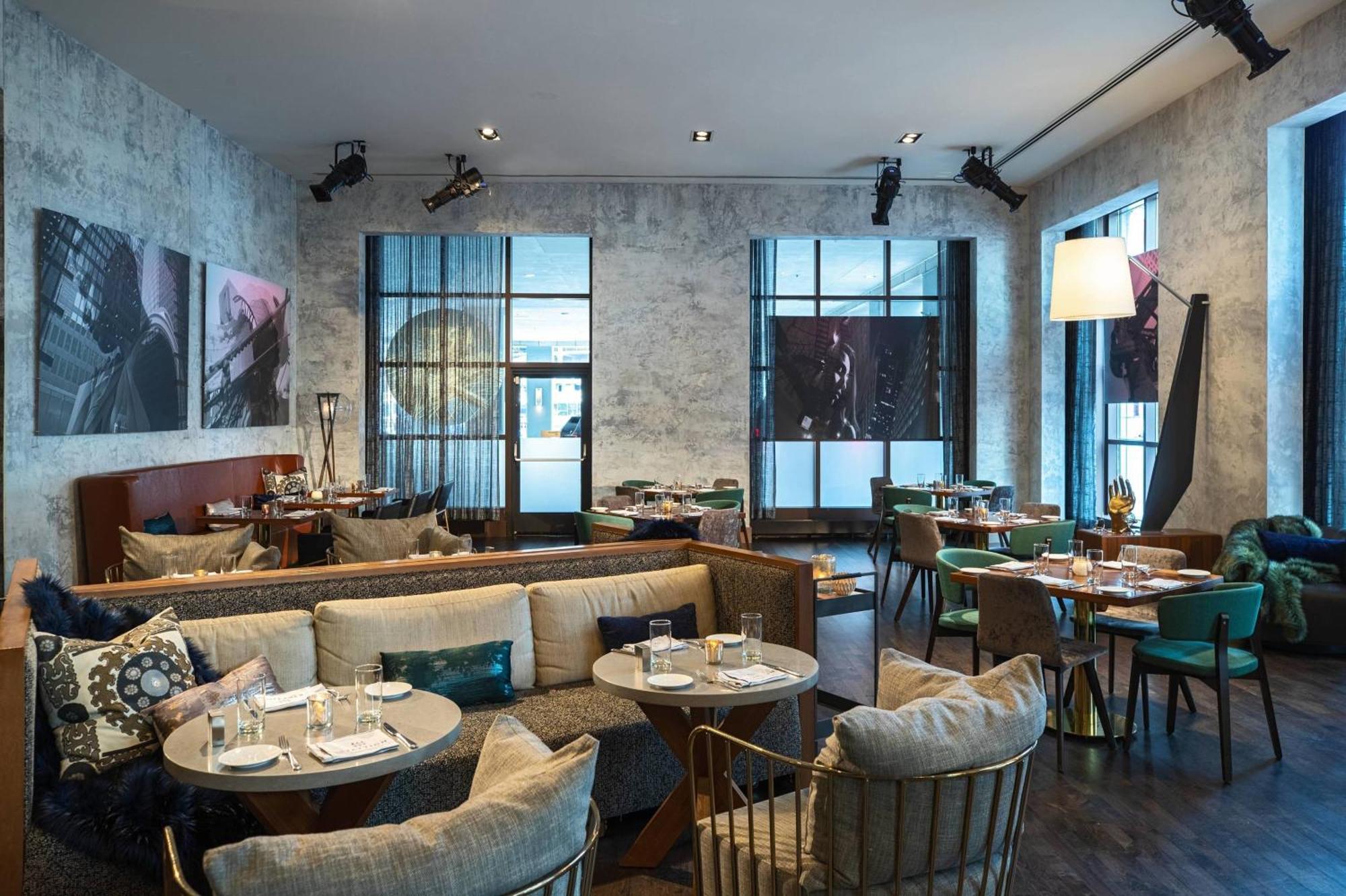 Renaissance Chicago Downtown Hotel Bagian luar foto