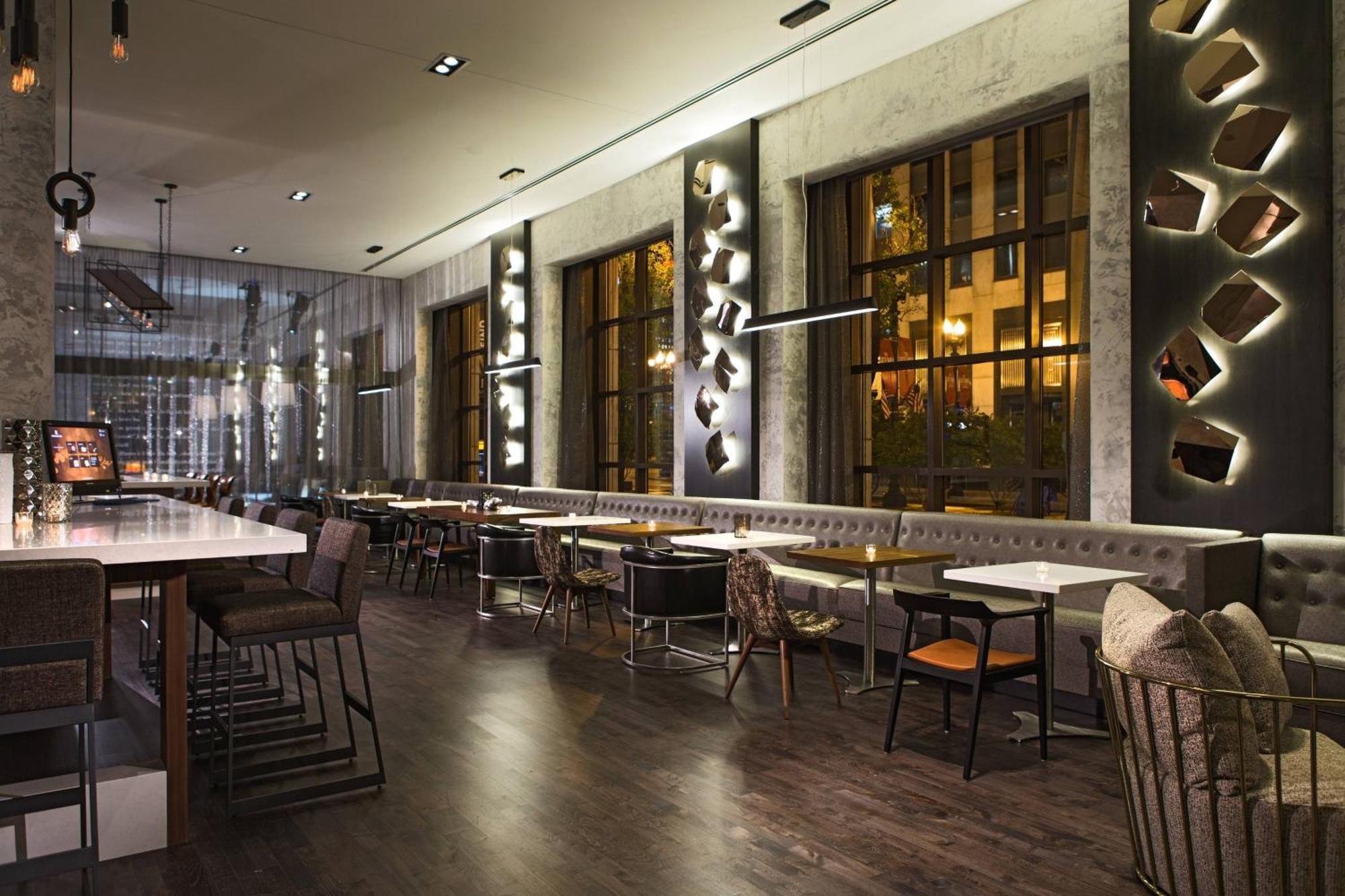 Renaissance Chicago Downtown Hotel Bagian luar foto