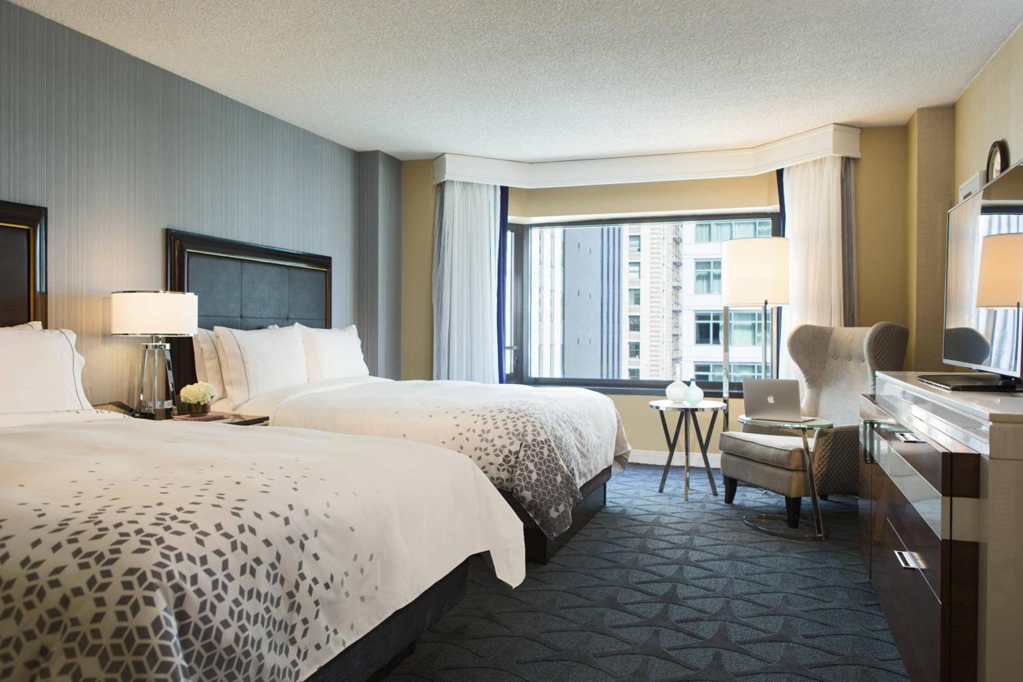 Renaissance Chicago Downtown Hotel Bagian luar foto