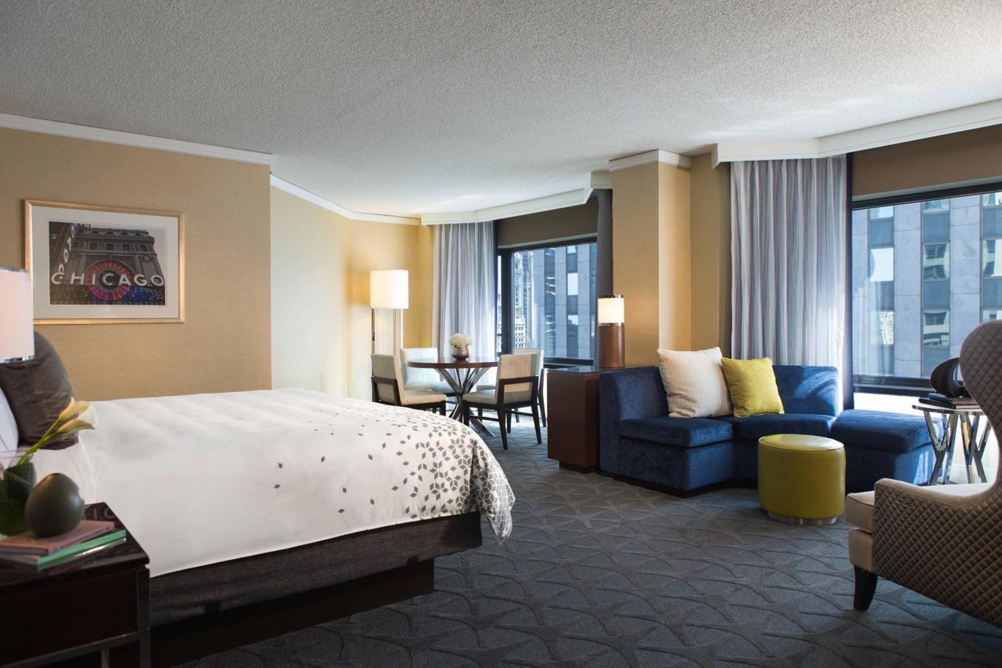 Renaissance Chicago Downtown Hotel Bagian luar foto