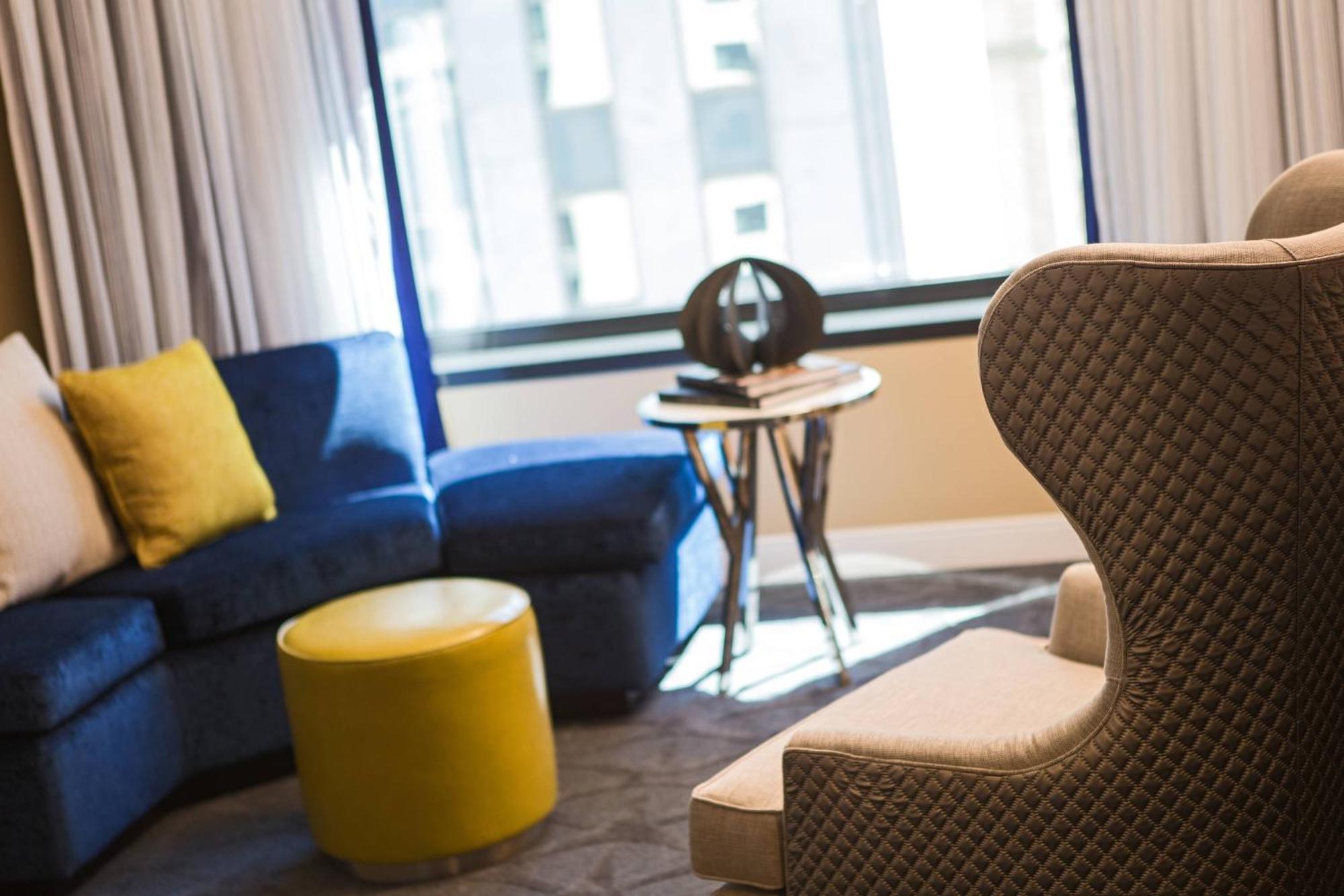 Renaissance Chicago Downtown Hotel Bagian luar foto