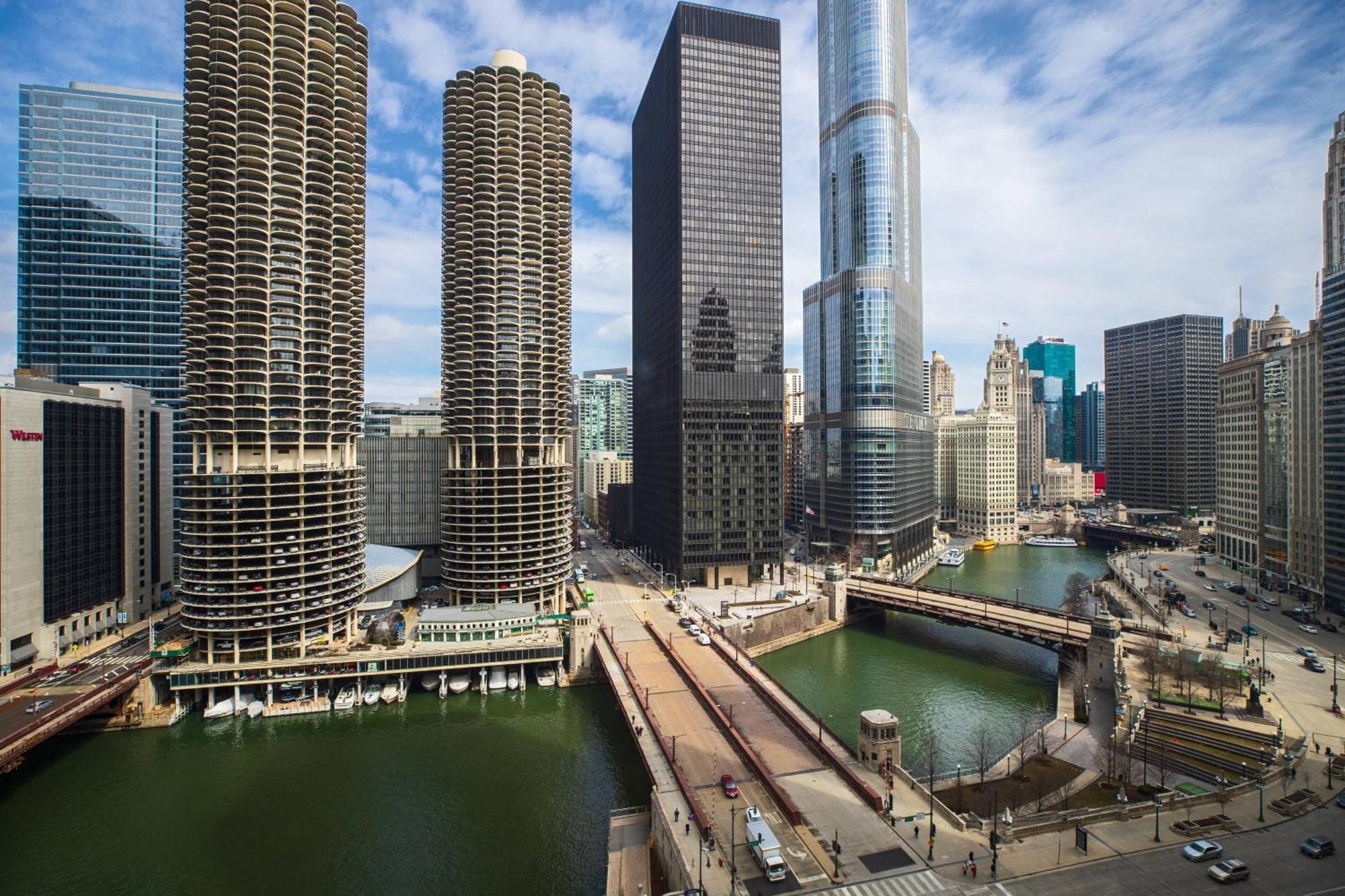 Renaissance Chicago Downtown Hotel Bagian luar foto